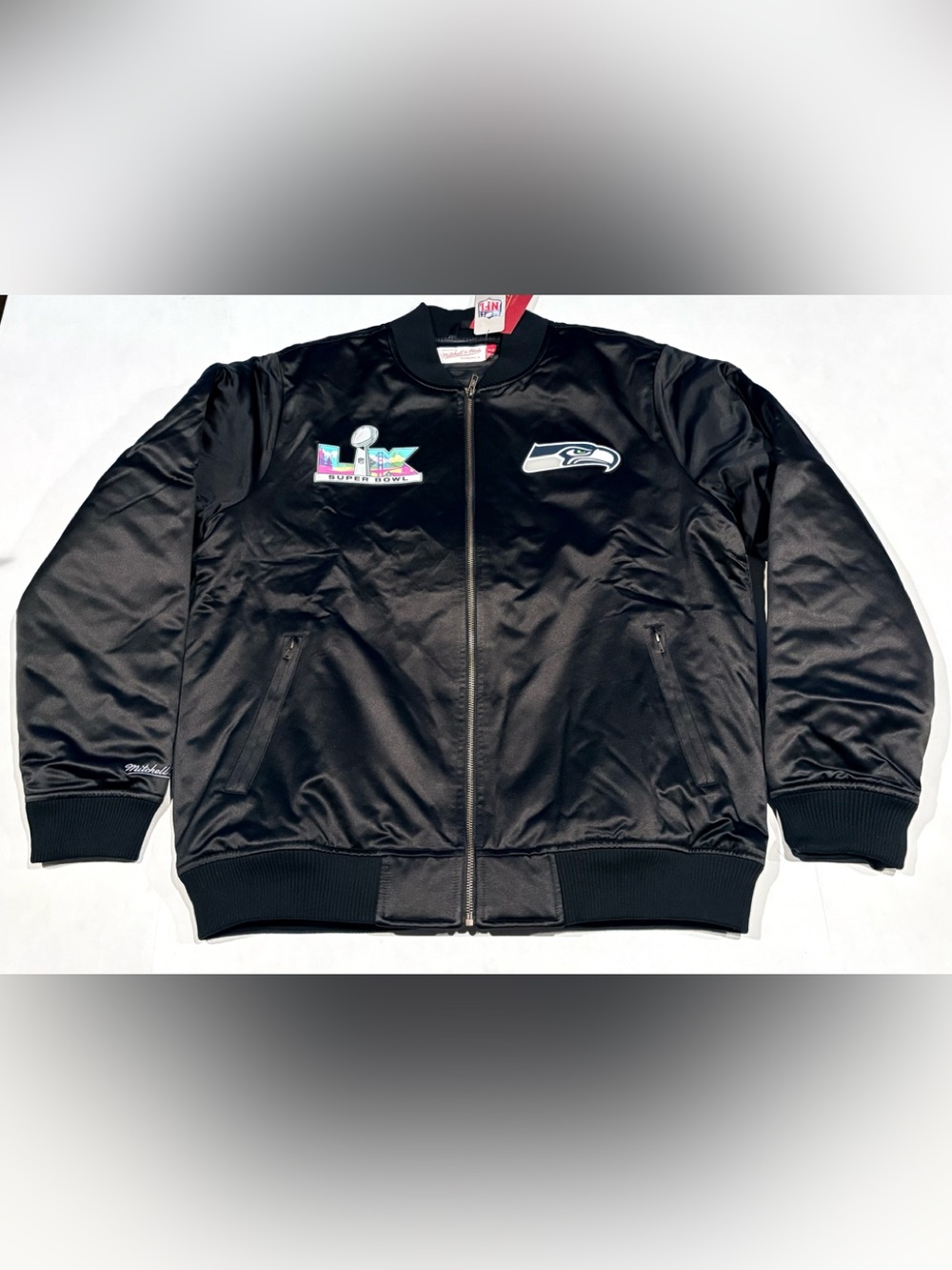 NWT Seattle Seahawks Mitchell & Ness Super Bowl 60 LX Champions Bomber Sz Large